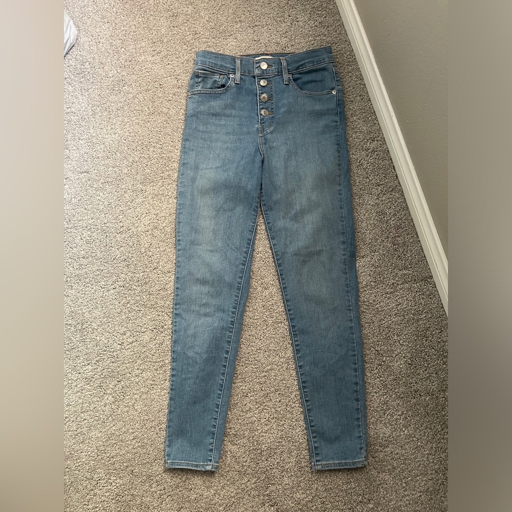 Levi’s Jeans